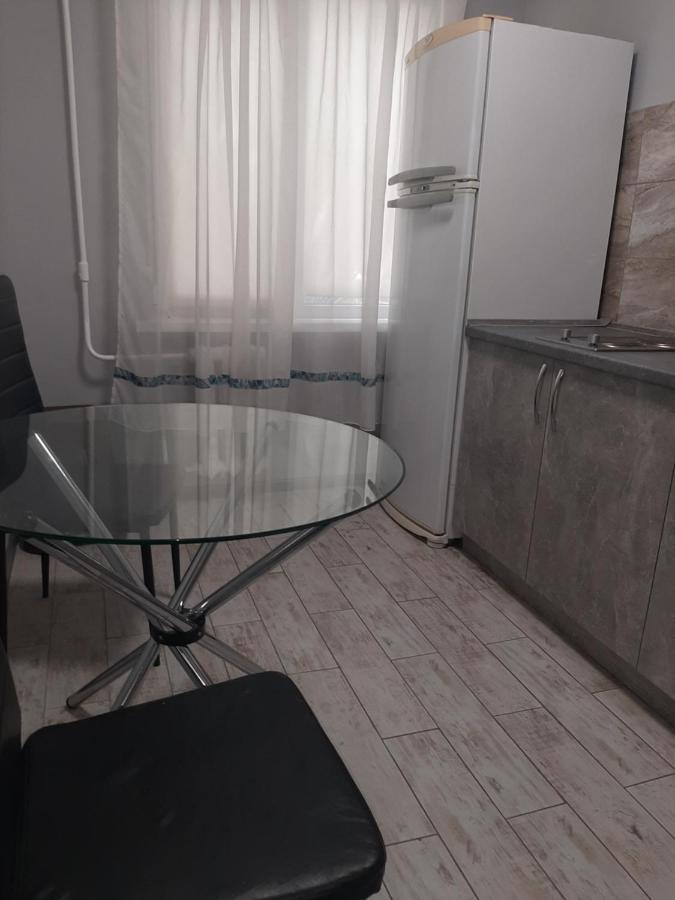 2 Комнаты В Центре Солнечная Галлерея,Мэтро,Сильпо,Кб75 Тысячка Krywyj Rih Exterior foto